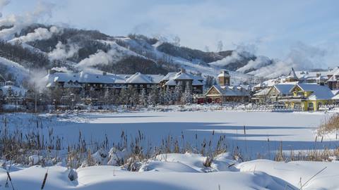 Panoramic views of Blue Mountain Resort while the snow guns are making snow on the runs