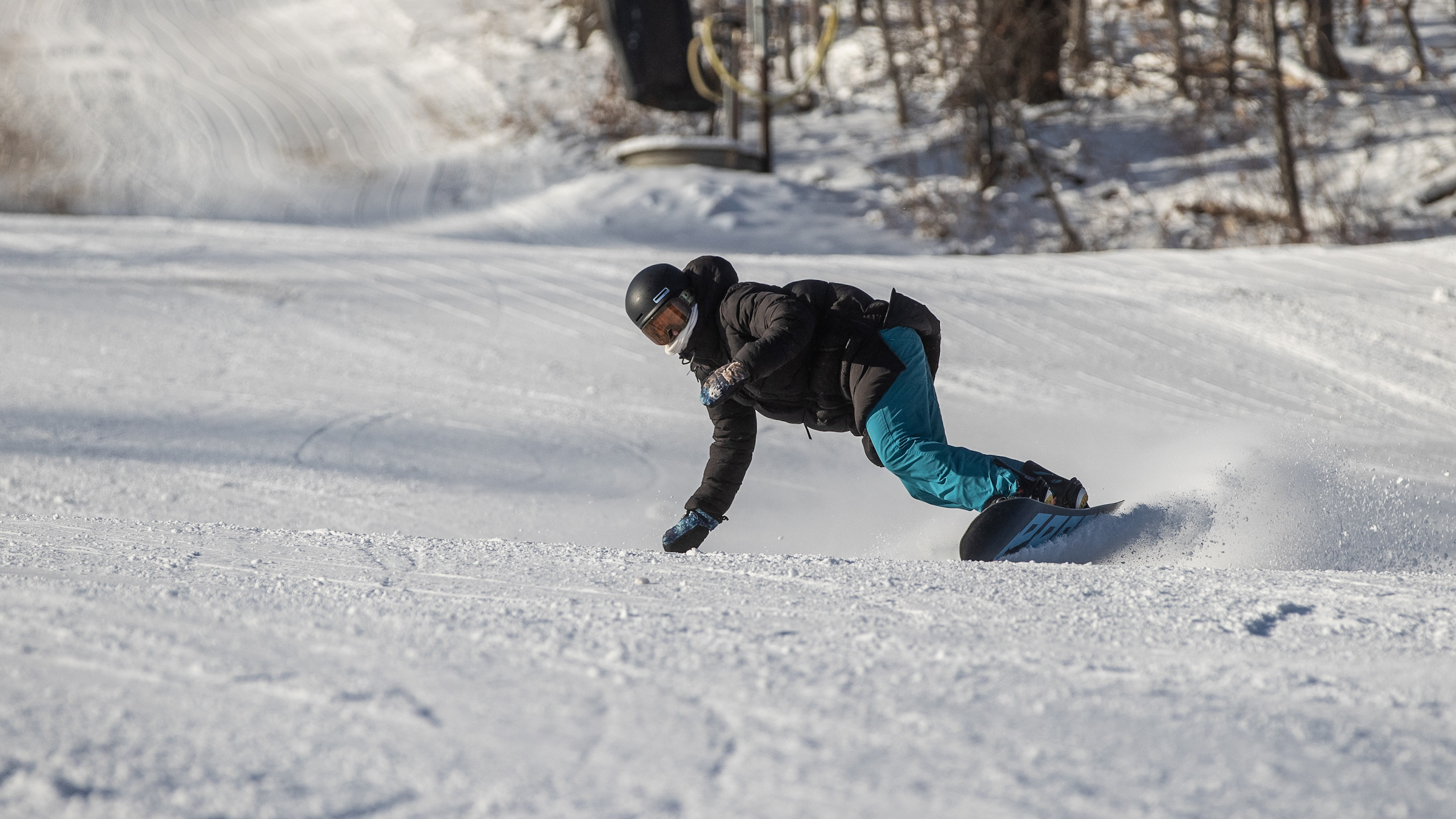 Blue Mountain Snowboarder going down Blue Mountain Hill