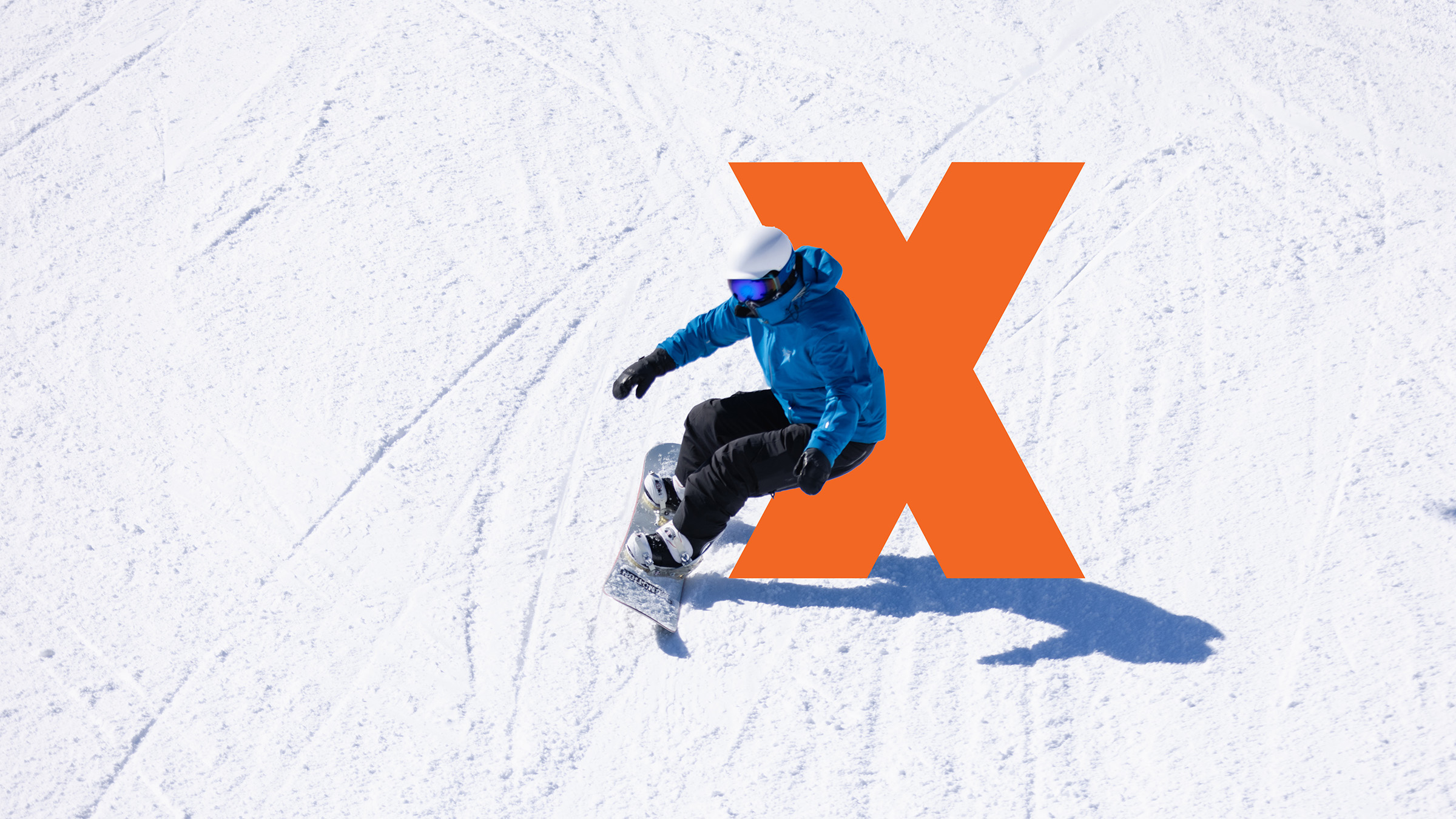 5x7® Pass holder riding down the run at Blue Mountain