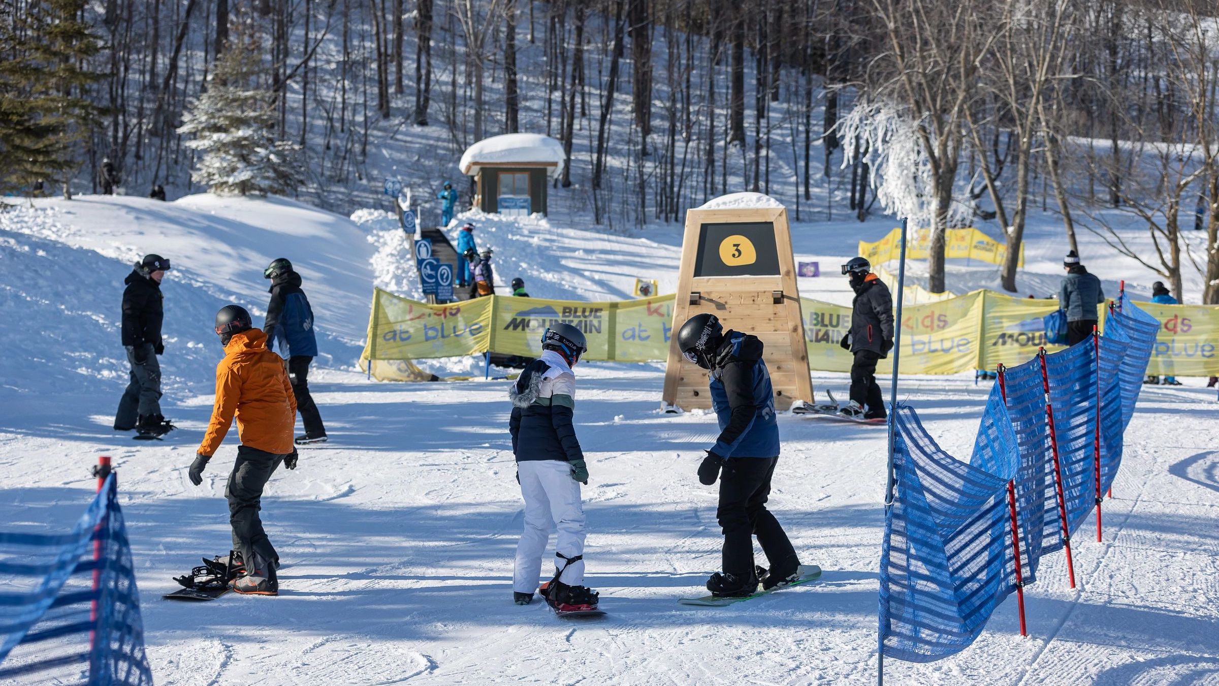 New Learners on the hill to Learn to Ski and Snowboard at Blue Mountain