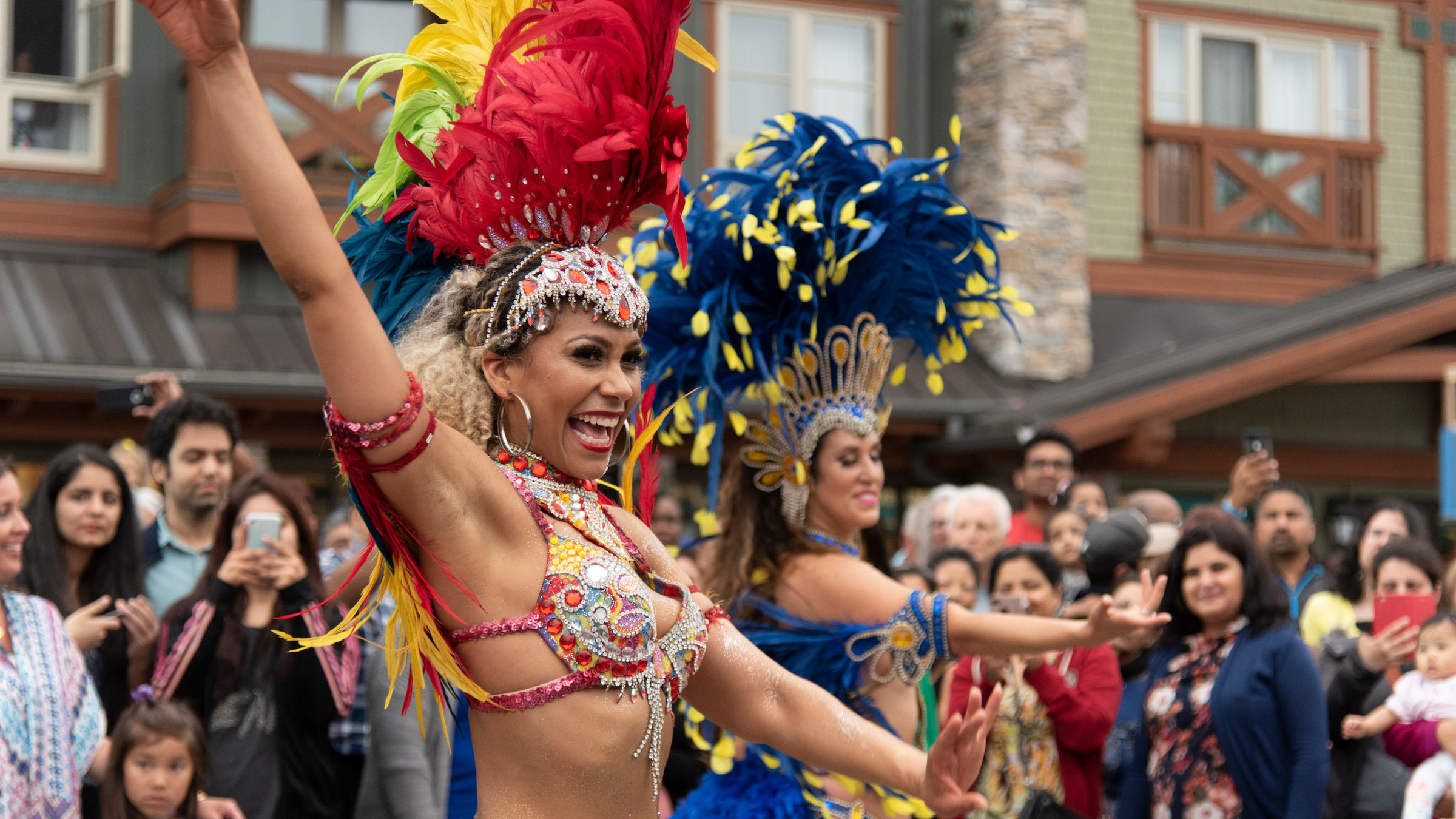 Lady dancing during Salsa dancing in Blue Mountain