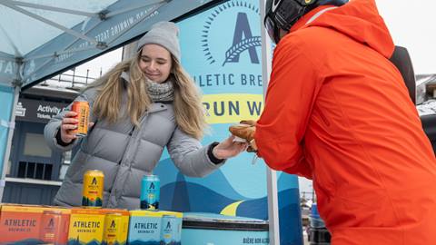 Athletic Brewing Mid Day Apres