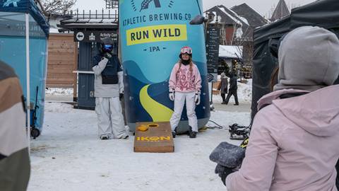 Athletic Brewing Mid Day Apres