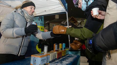 Athletic Brewing Mid Day Apres