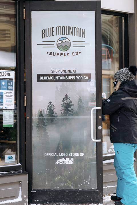 Shopping_BM_SupplyCo_Exterior