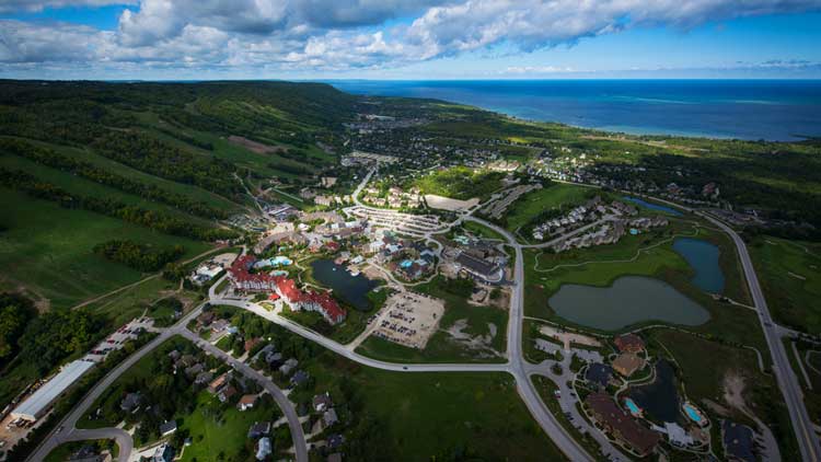 Travel Resource On The Blue Mountains Blue Mountain Resort Bob and dolly gives free tours of the village in the wagon. blue mountain resort
