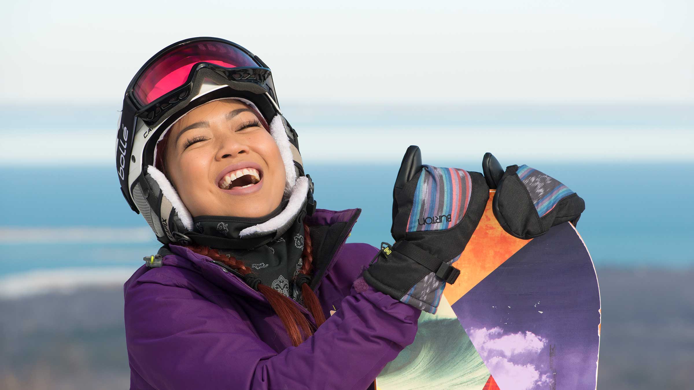 women winter snowboard
