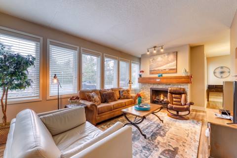 Living Room inside Cachet Crossing