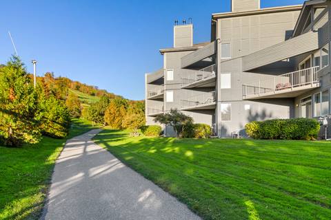 Summer Exterior of Cachet Crossing