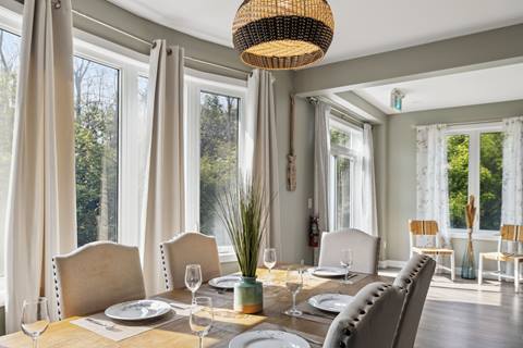 Dining Room inside Crosswinds
