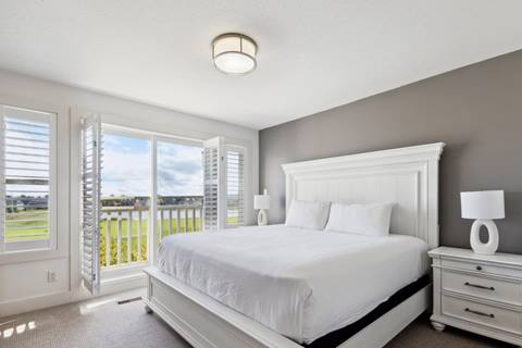 Bedroom inside Rivergrass