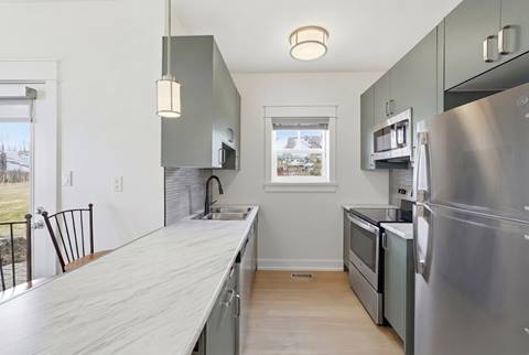 Kitchen inside Rivergrass