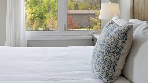 Bedroom inside Wintergreen