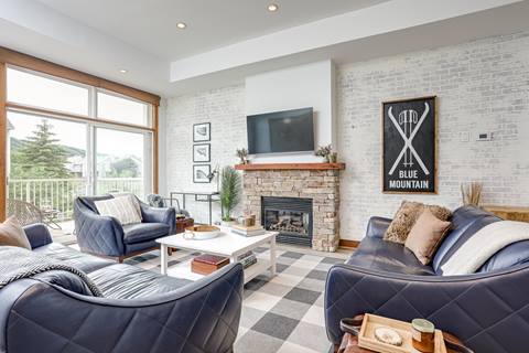 Living Room inside Farm Gate Road