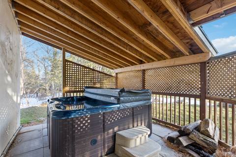 Kandahar Lane Hot Tub