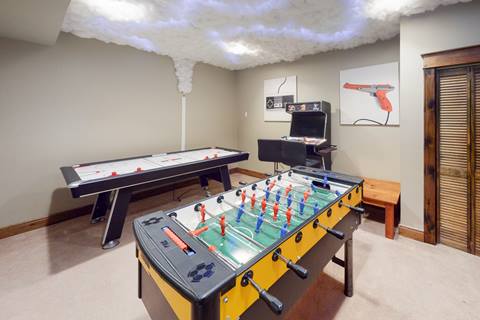 Ganes Room
