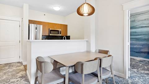 Seasons at Blue - Two Bedroom - Dining Area