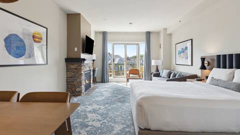 Seasons at Blue - Bachelor Suite - Unit