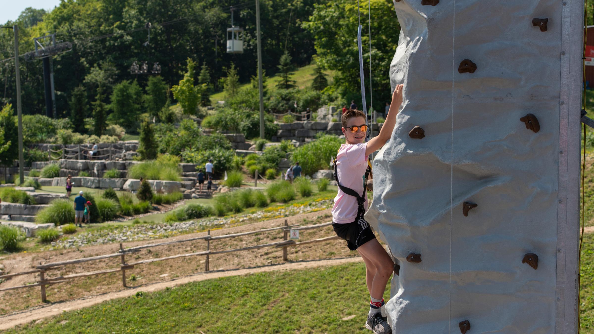 2018-07-15_BM_climbingwall_002.JPG