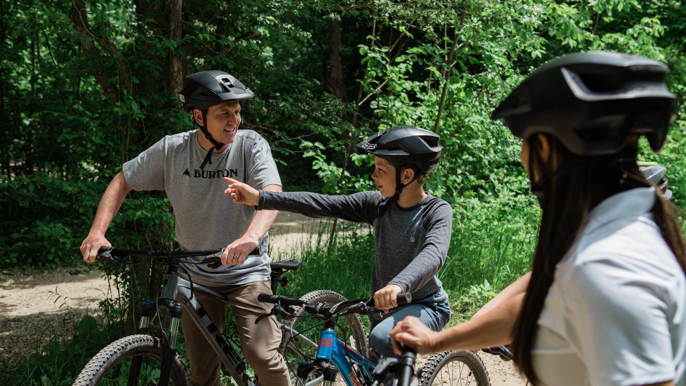 Mountain bikers at Blue Mountain Resort