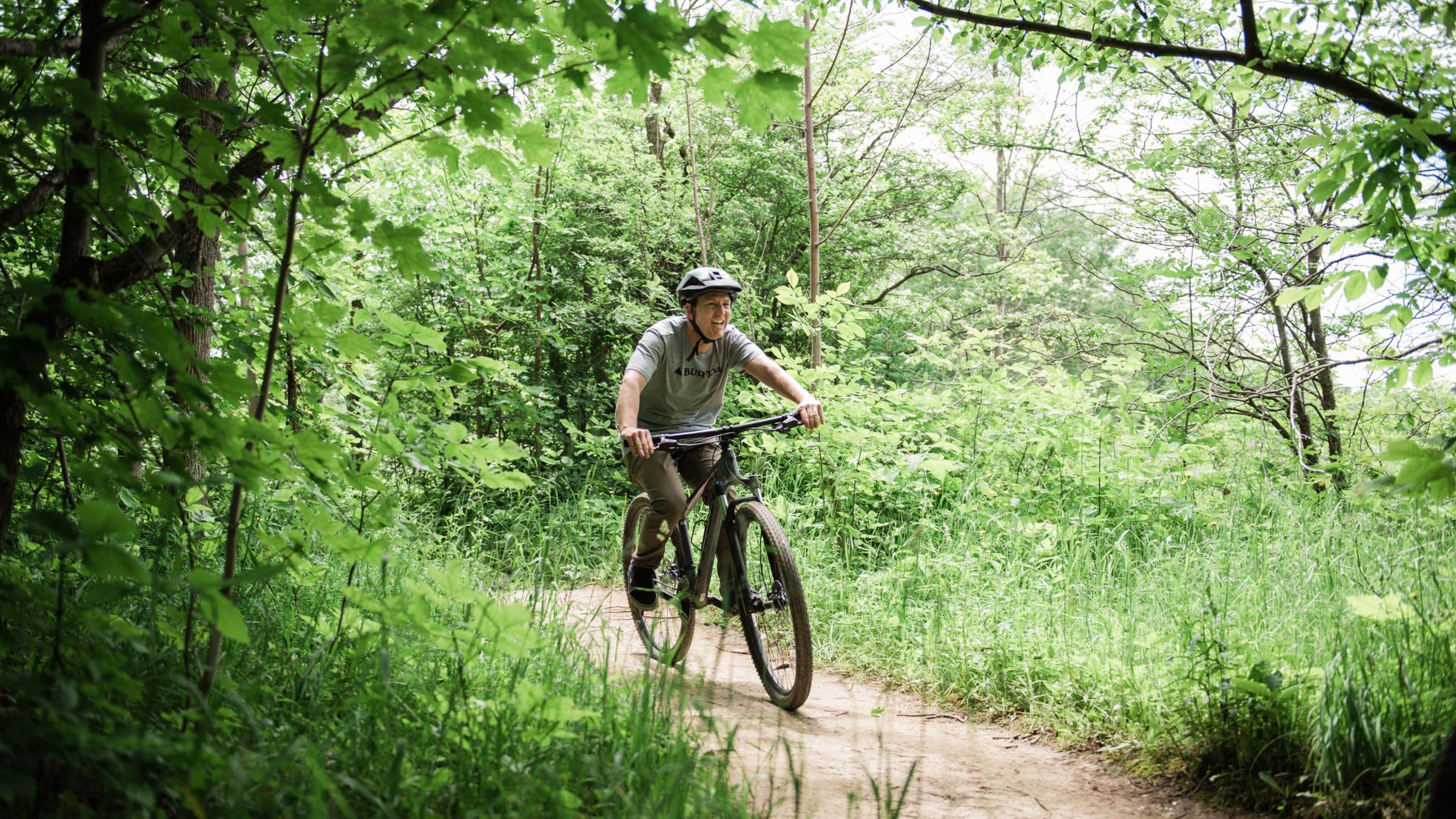 Mountain bikers at Blue Mountain Resort