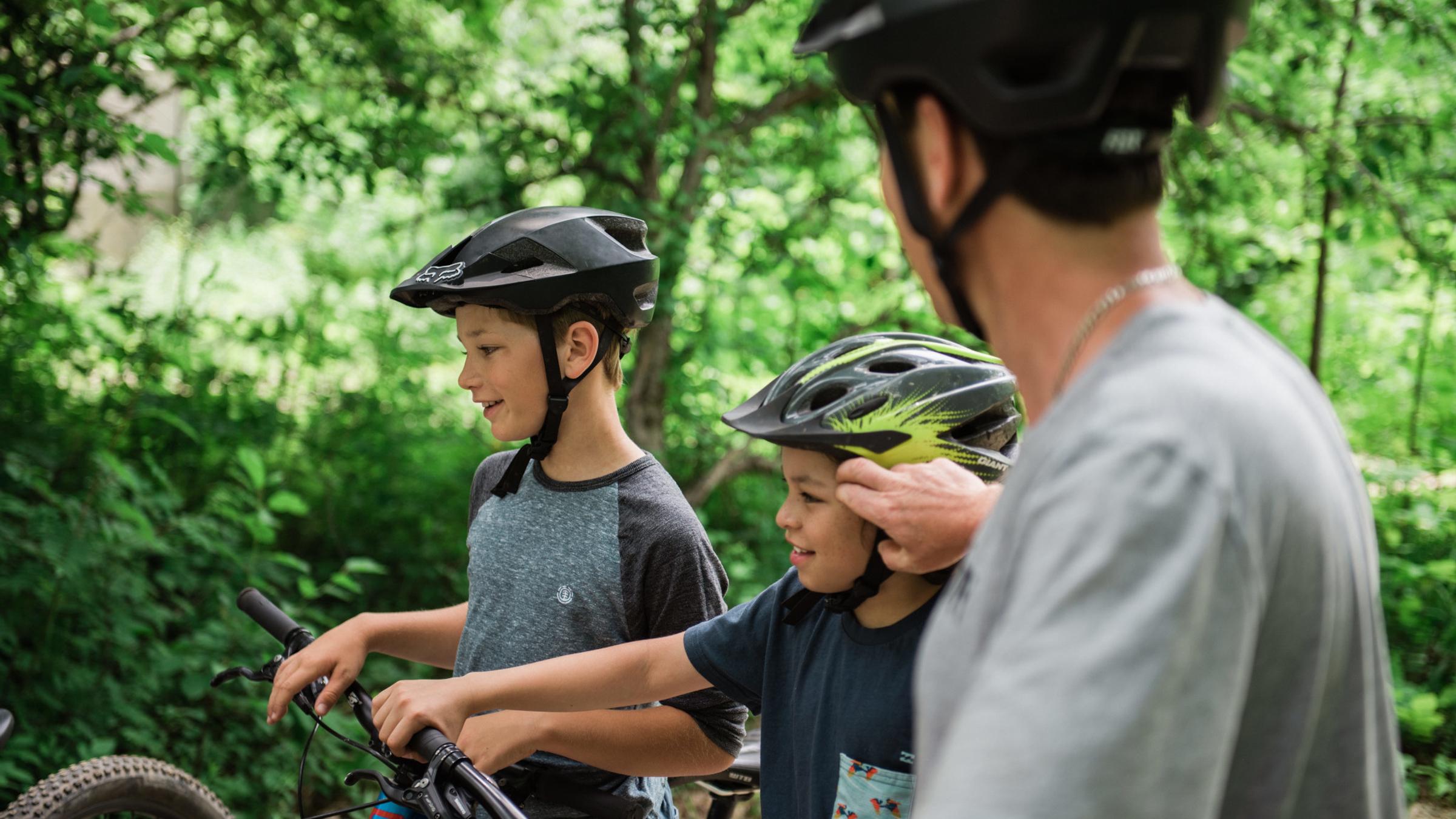 Mountain bikers at Blue Mountain Resort
