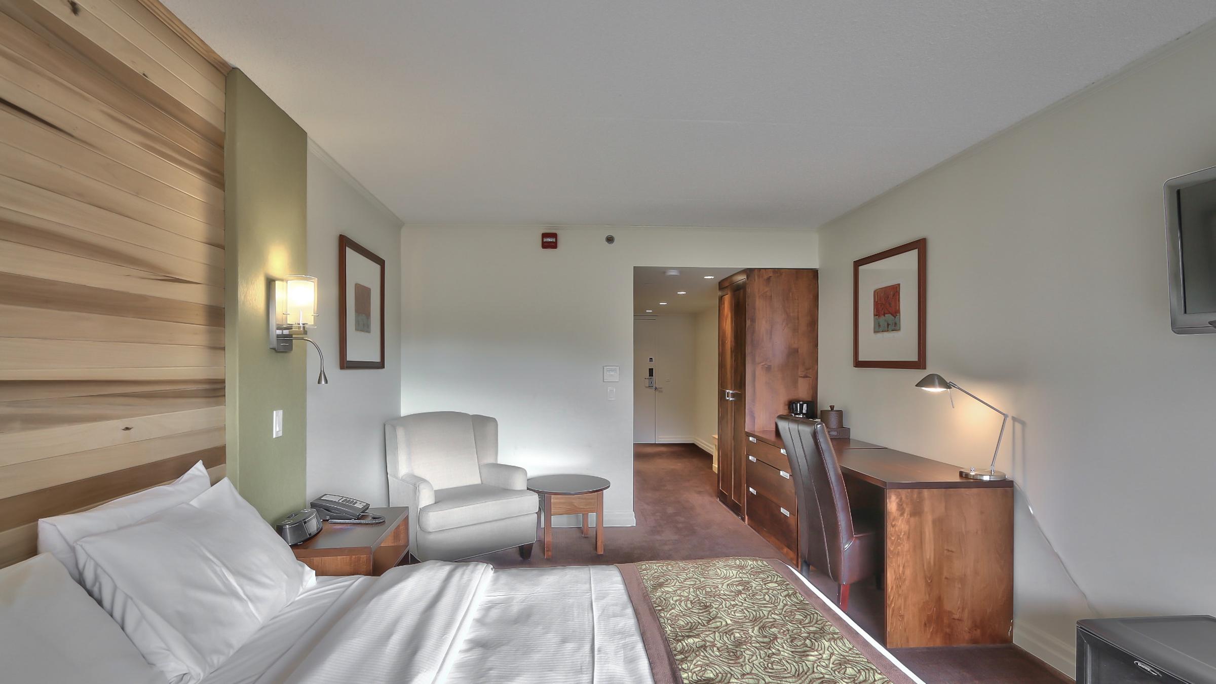 Lodging Blue Mountain Inn