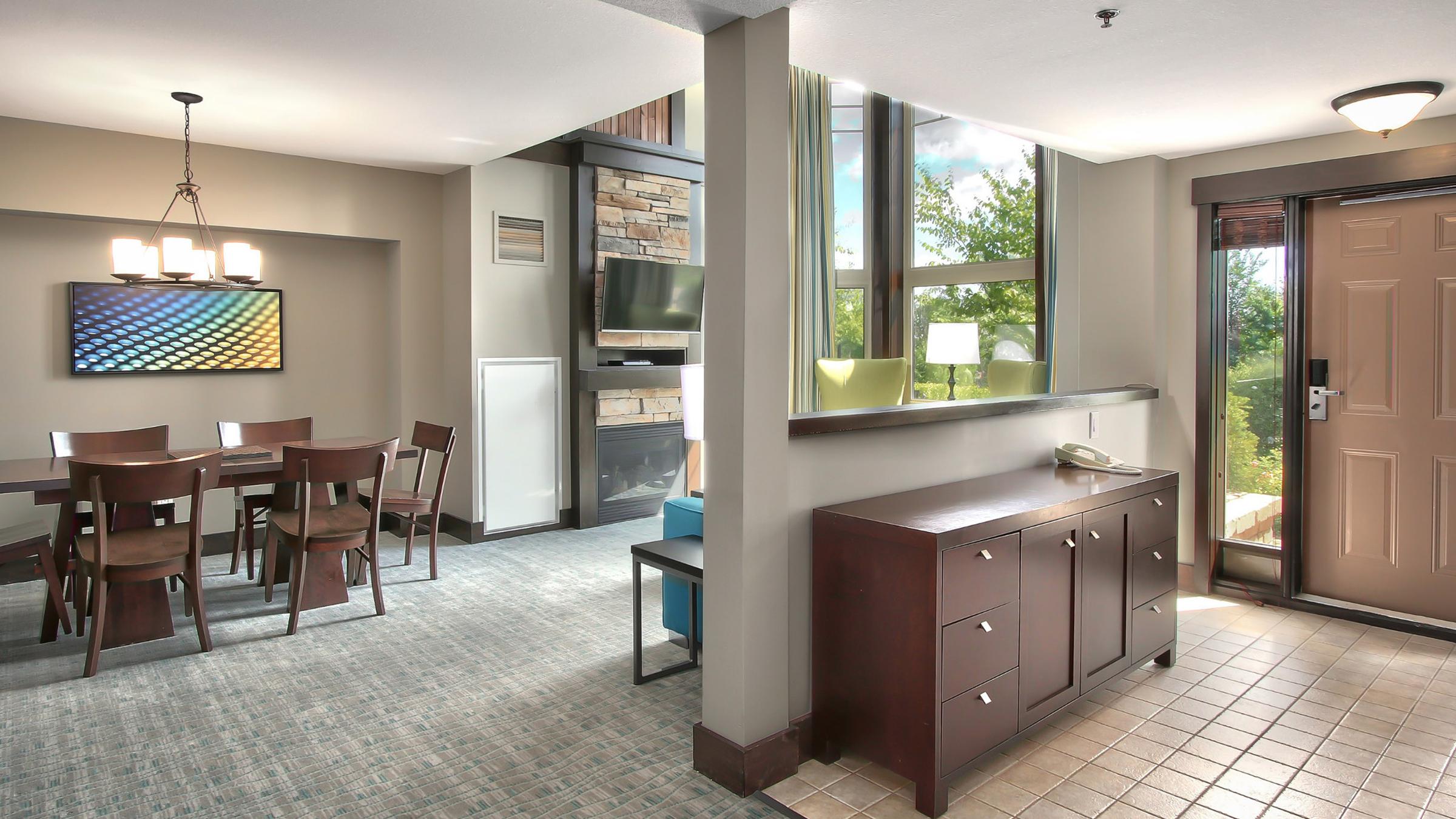 Lodging Mosaic