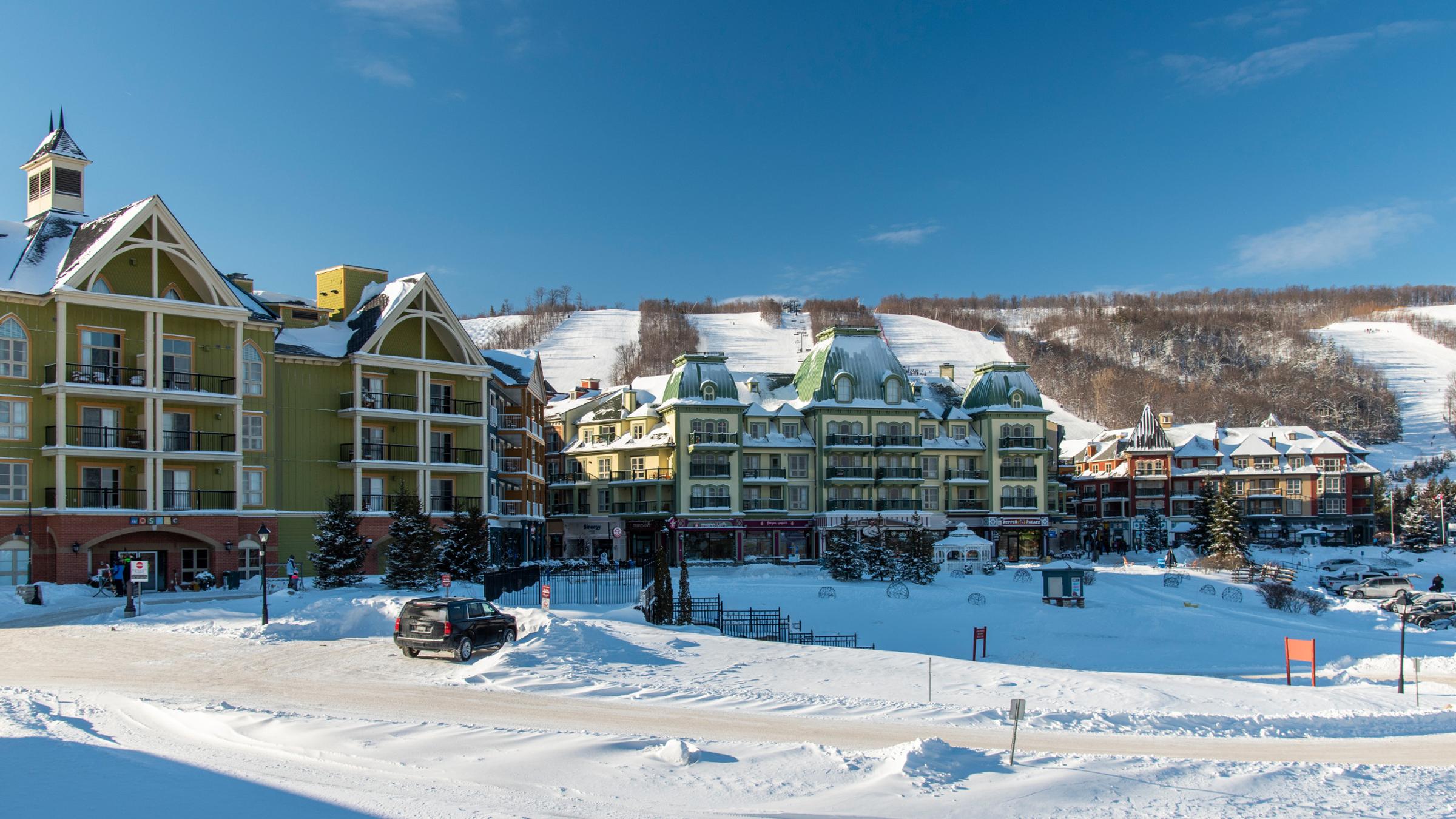 Mosaic Boutique Suites exterior winter