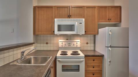Lodging Seasons at Blue