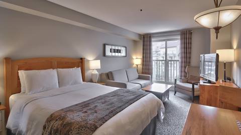 Lodging Seasons at Blue