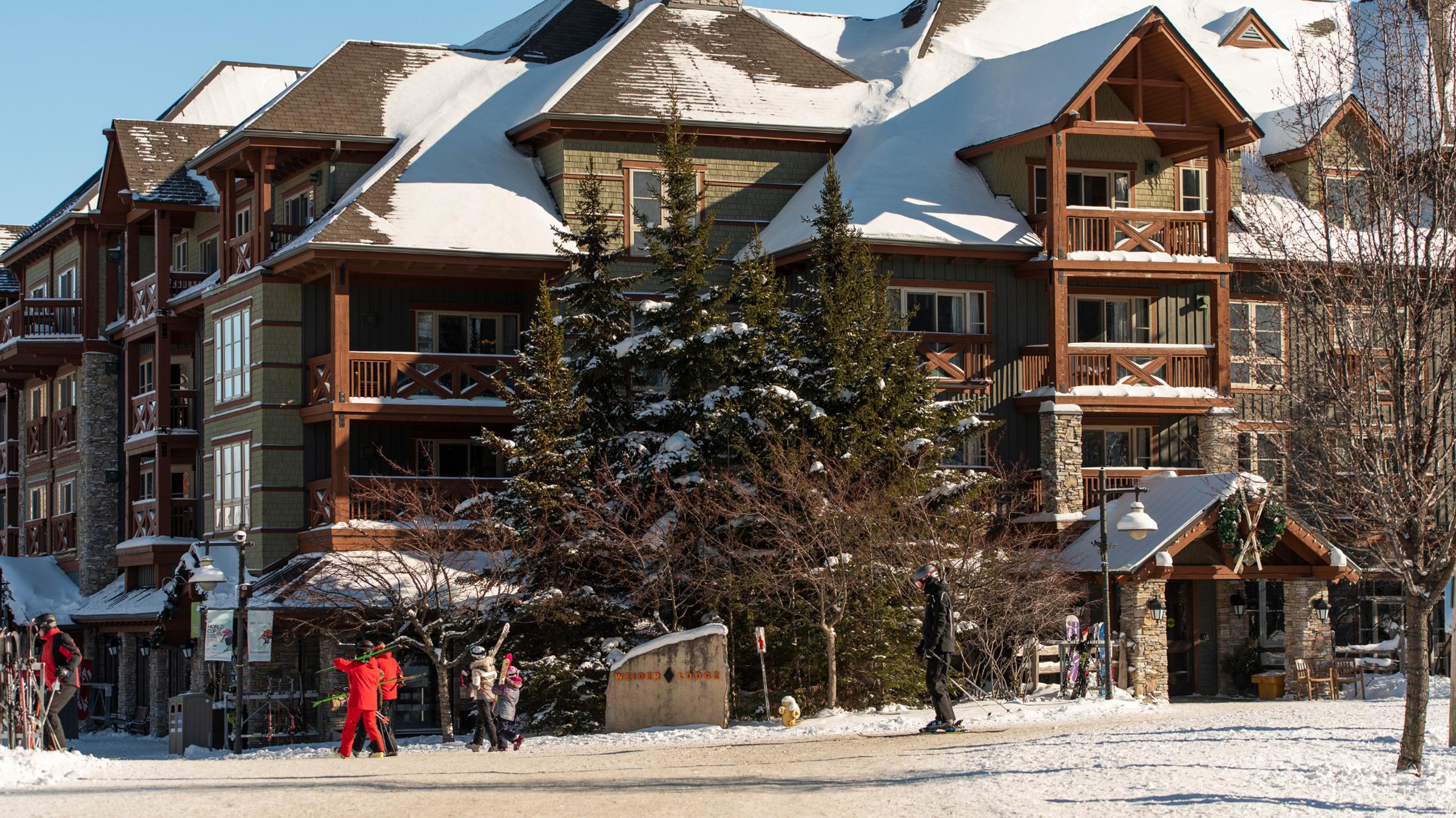 Weider Lodge Village Suites exterior winter