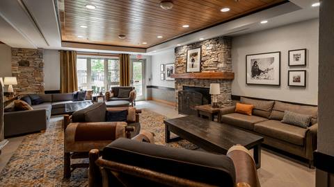Weider Lodge Lobby