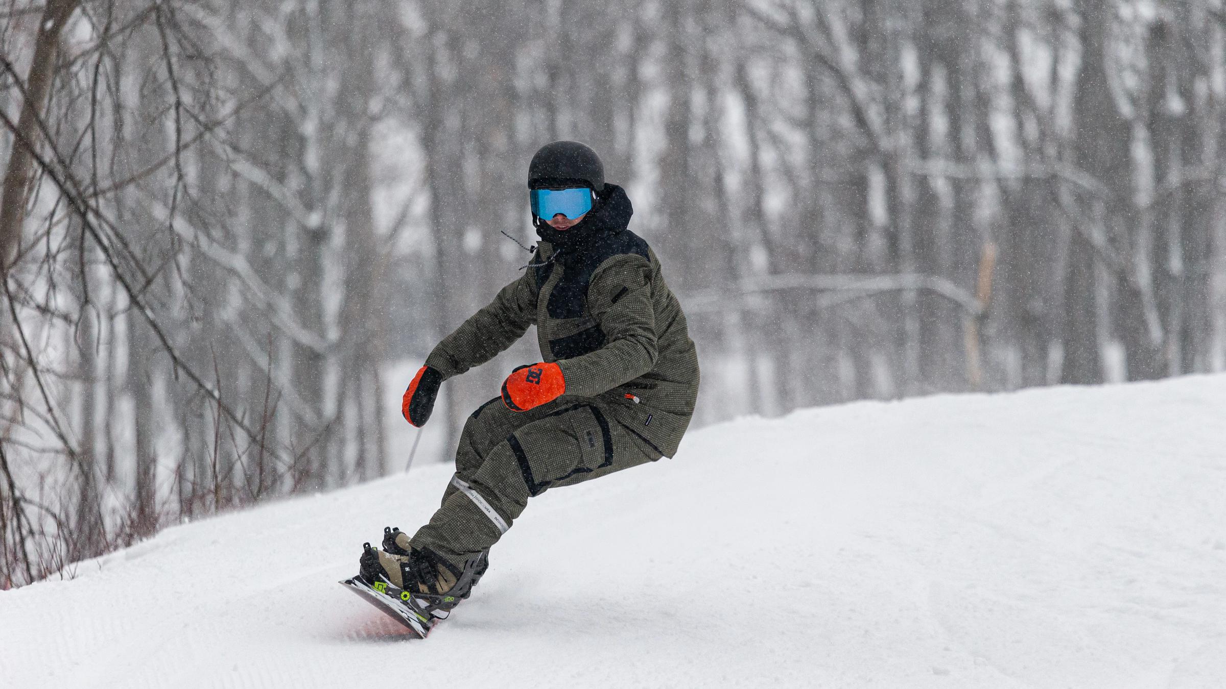 People Skiing and Snowboarding, People Skiing and Snowboarding