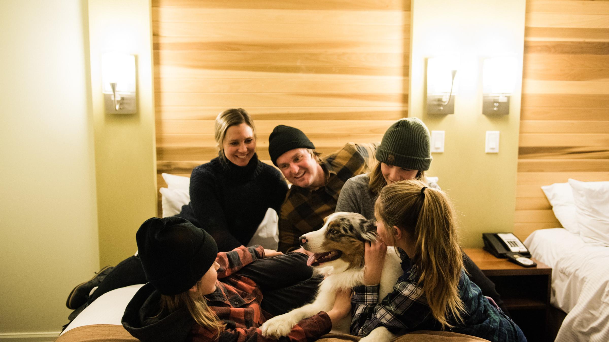 Family in Blue Mountain Inn hotel room